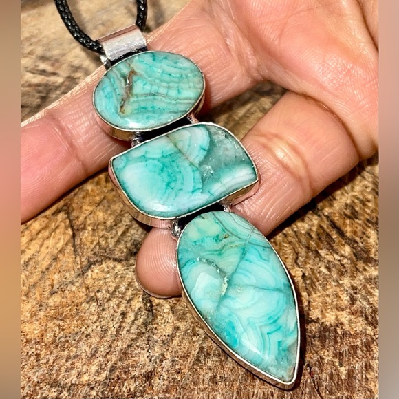 Dyed Blue Green Lace Agate Pendant 2 7/8” - Picture 3 of 9